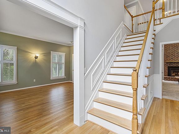 3rd image of 2205 Erin Way