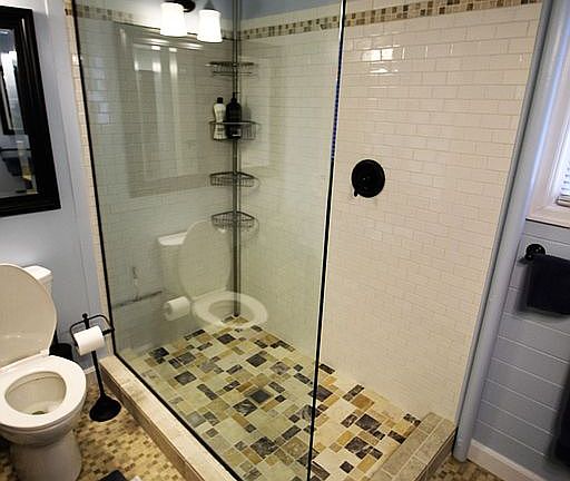 4th image of 17560 Ballinger Way NE
