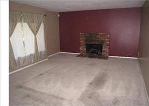3rd image of 24033 Powell Pl