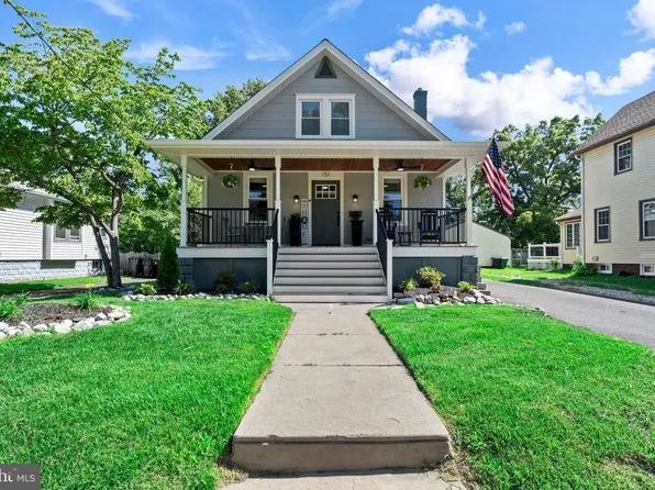 151 Cedar Ave, Pitman, NJ 08071
