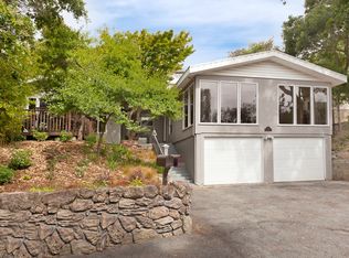 106 Meadow Valley Rd, Corte Madera, CA 94925