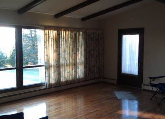 ! of 2 fireplaces