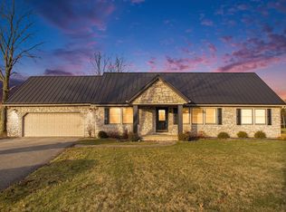 1350 N Main St, Nappanee, IN 46550