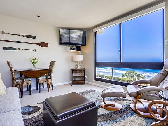 4th image of 4667 Ocean Blvd Unit 301
