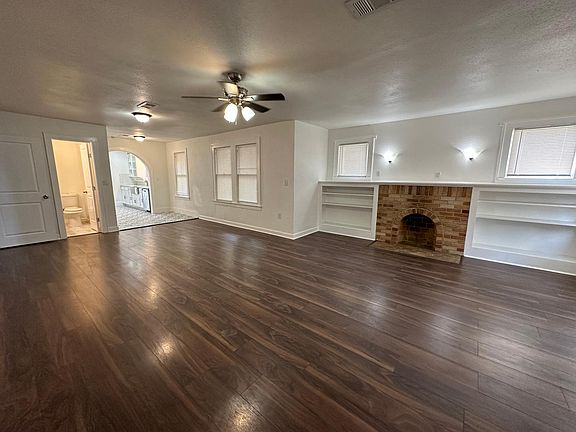 3rd image of 1126 Pioneer Dr