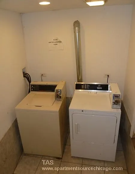 2609 W Thomas St #2 — Photo 18