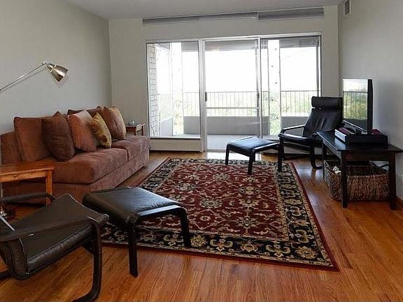 5th image of 1200 N Humboldt St APT 1002