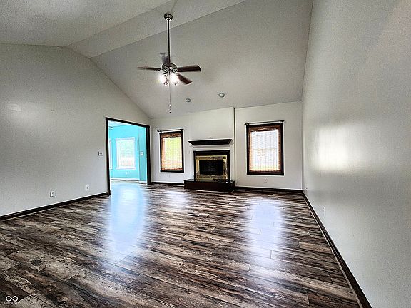 4th image of 4723 Goldenrain Ct