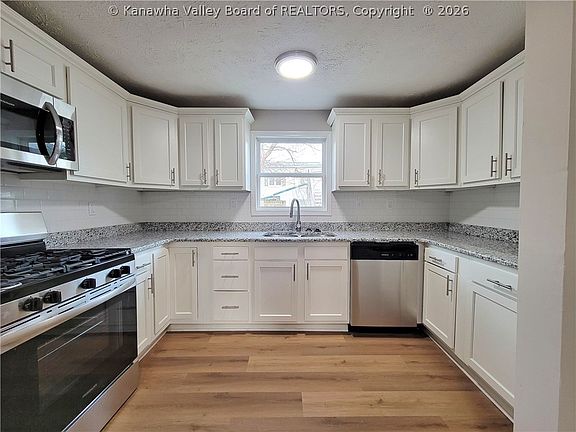 5th image of 15 138th St
