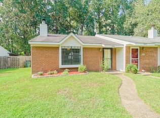 2068 Victory Garden Ln, Tallahassee, FL 32301