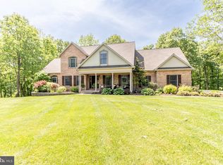 211 Fernridge Rd, Port Matilda, PA 16870