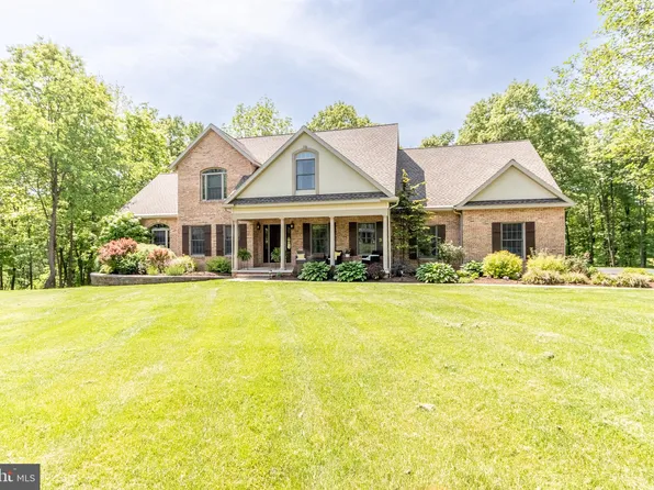211 Fernridge Rd, Port Matilda, PA 16870