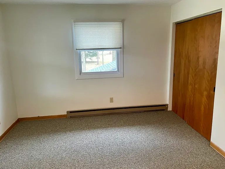 7871 McQuaid Rd — Photo 10