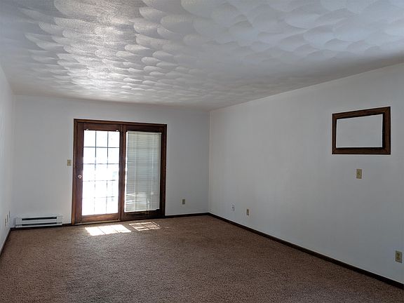 2nd image of 5155 Cheney Dr APT 7