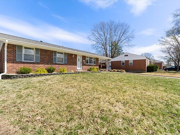 2nd image of 1843 Oliveto Ln
