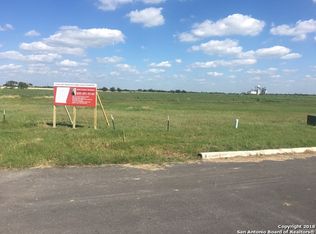 729 Highland St, Poth, TX 78147