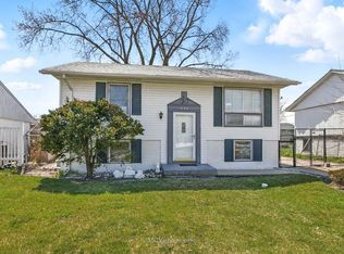 1449 Park Ln, Ford Heights, IL