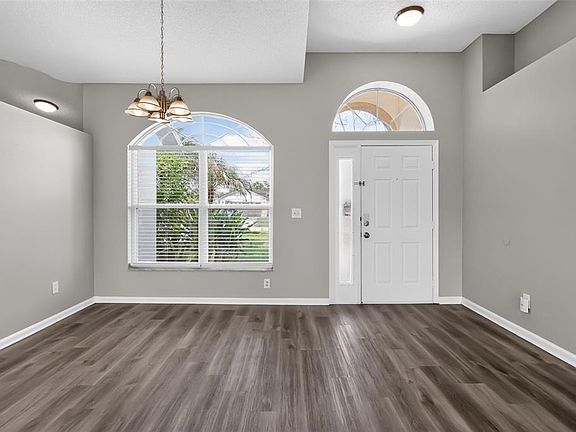 5th image of 2581 Sage Dr