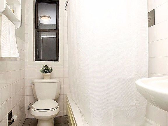 3rd image of 226-230 12th St #3-F