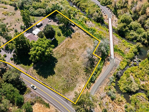 2nd image of 5601 Cowiche Canyon Rd