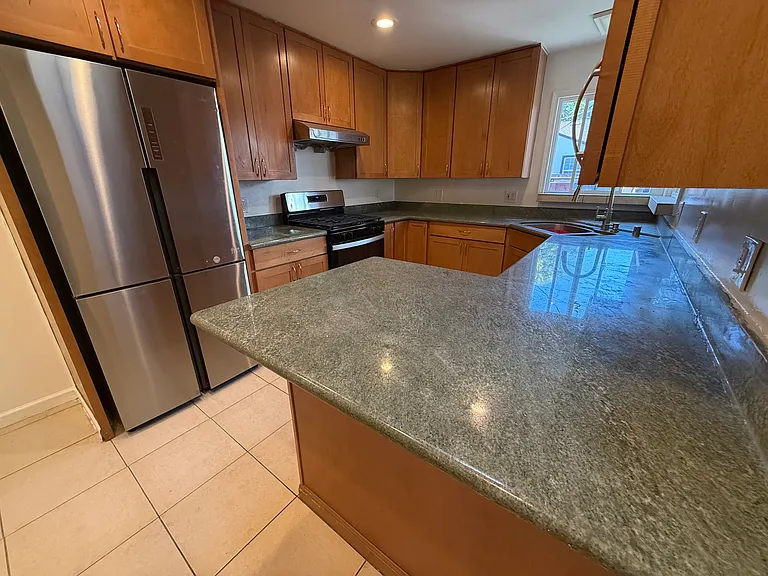 13214 Aurora Dr — Photo 3