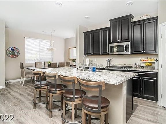 4th image of 7040 Denio Island St
