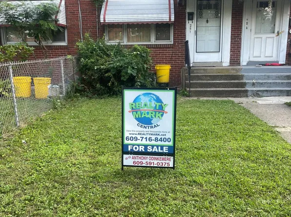 251 S Walter Ave, Trenton, NJ 08629