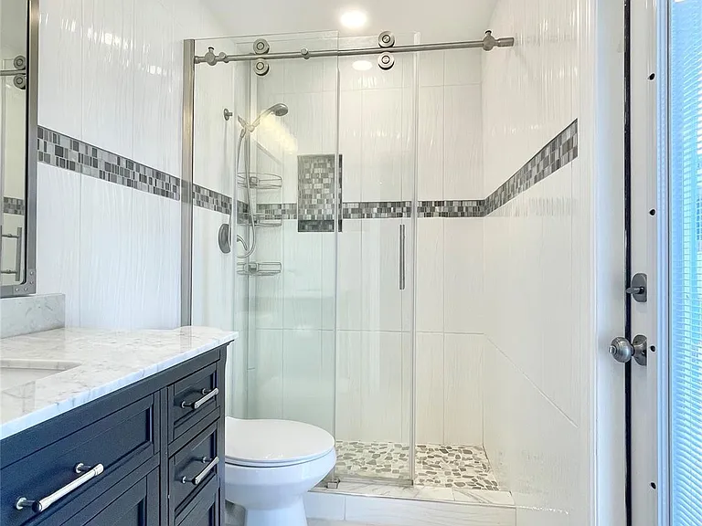 3509 NW 25th Way — Photo 4