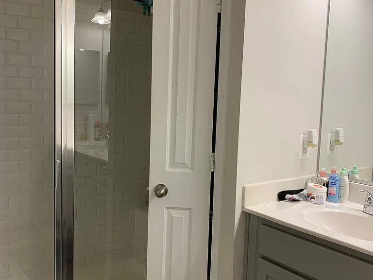118 Vanguard Ln — Photo 19