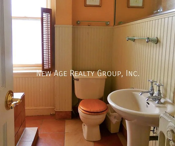 4238 Pine St — Photo 29