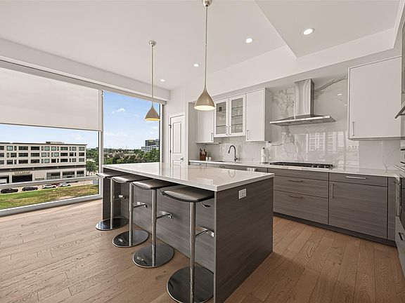 5th image of 2047 Westcreek Ln #606