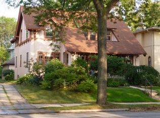 2920 N Downer Ave, Milwaukee, WI 53211