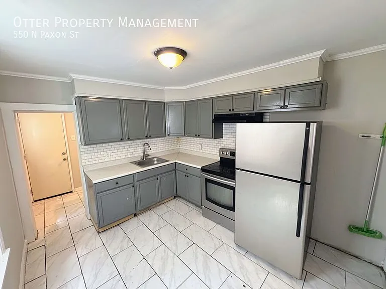550 N Paxon St — Photo 12
