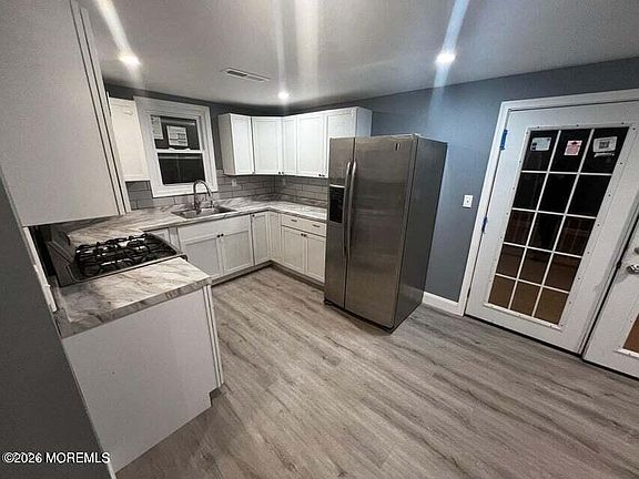 3rd image of 6611 Magnolia Drive