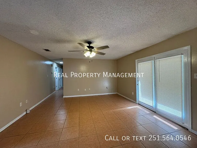 7969 Pine Springs Dr — Photo 4