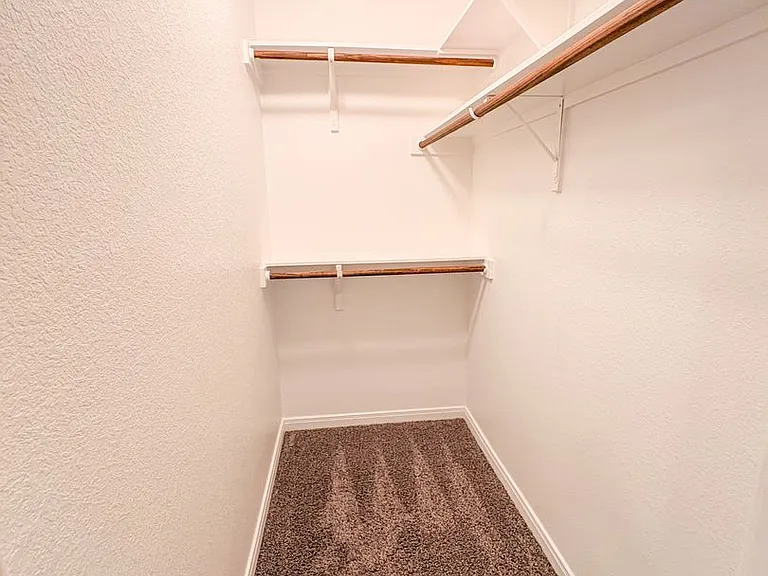 1218 Amber Dawn Dr — Photo 18