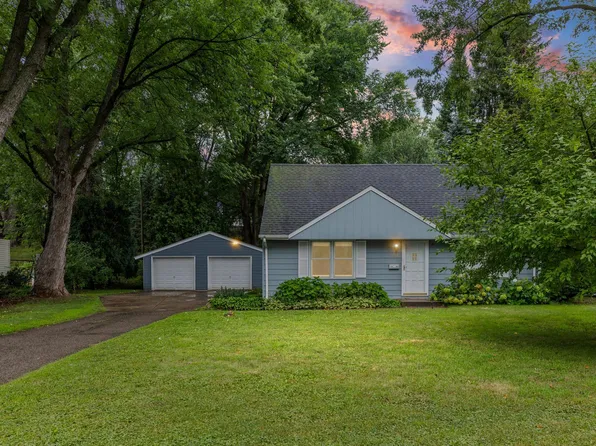8236 Queen Ave S, Bloomington, MN 55431