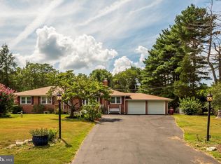5710 Park Dr, Bowie, MD