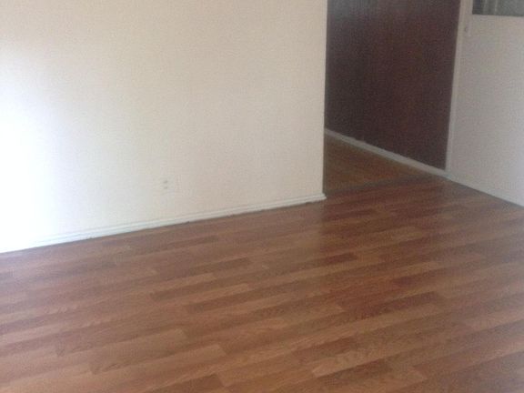 5th image of 2806 W 30th Ave