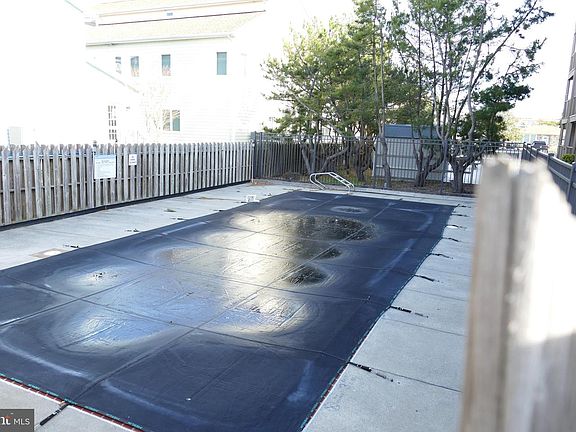 3rd image of 204 33rd St #30601