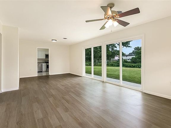 3rd image of 2234 General Collins Ave