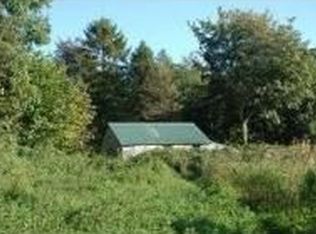 24 River Dr, Elkview, WV 25071