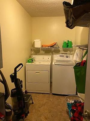 4th image of 280 Pinedale Cir
