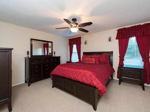 4th image of 3032 W Horsham Dr