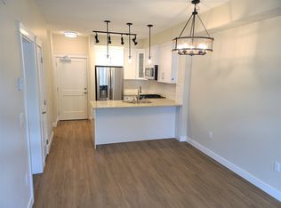 11077 Ravine Rd #123, Surrey, BC V3T 0R7