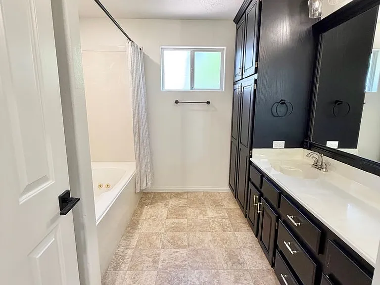 3519 S 1470 W — Photo 22