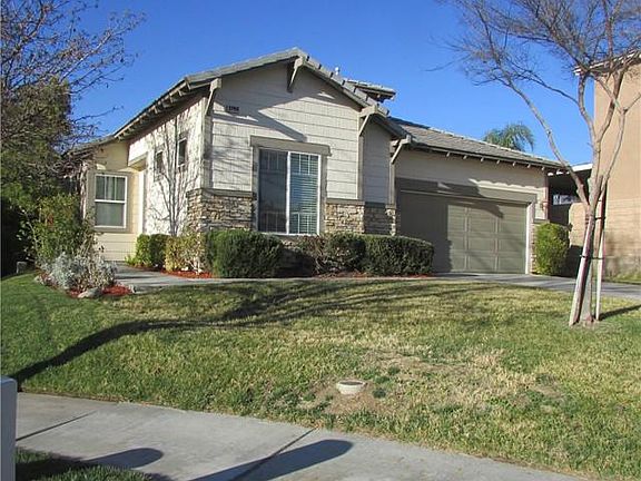 5th image of 33908 Lake Breeze Dr