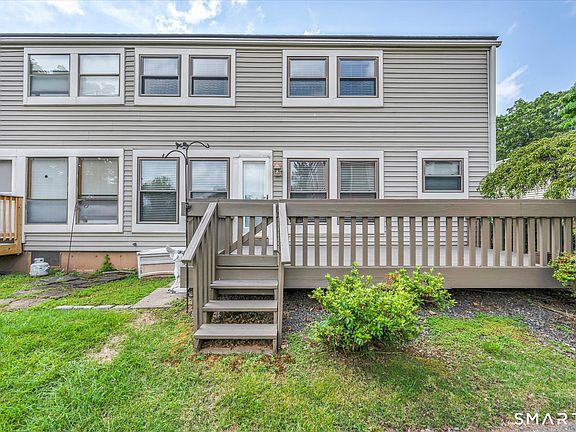 2nd image of 14 Clemens Court #14