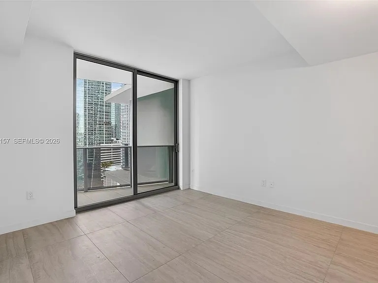 77 SE 5th St #2705 — Photo 9