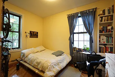 Rented by Rennit Inc.